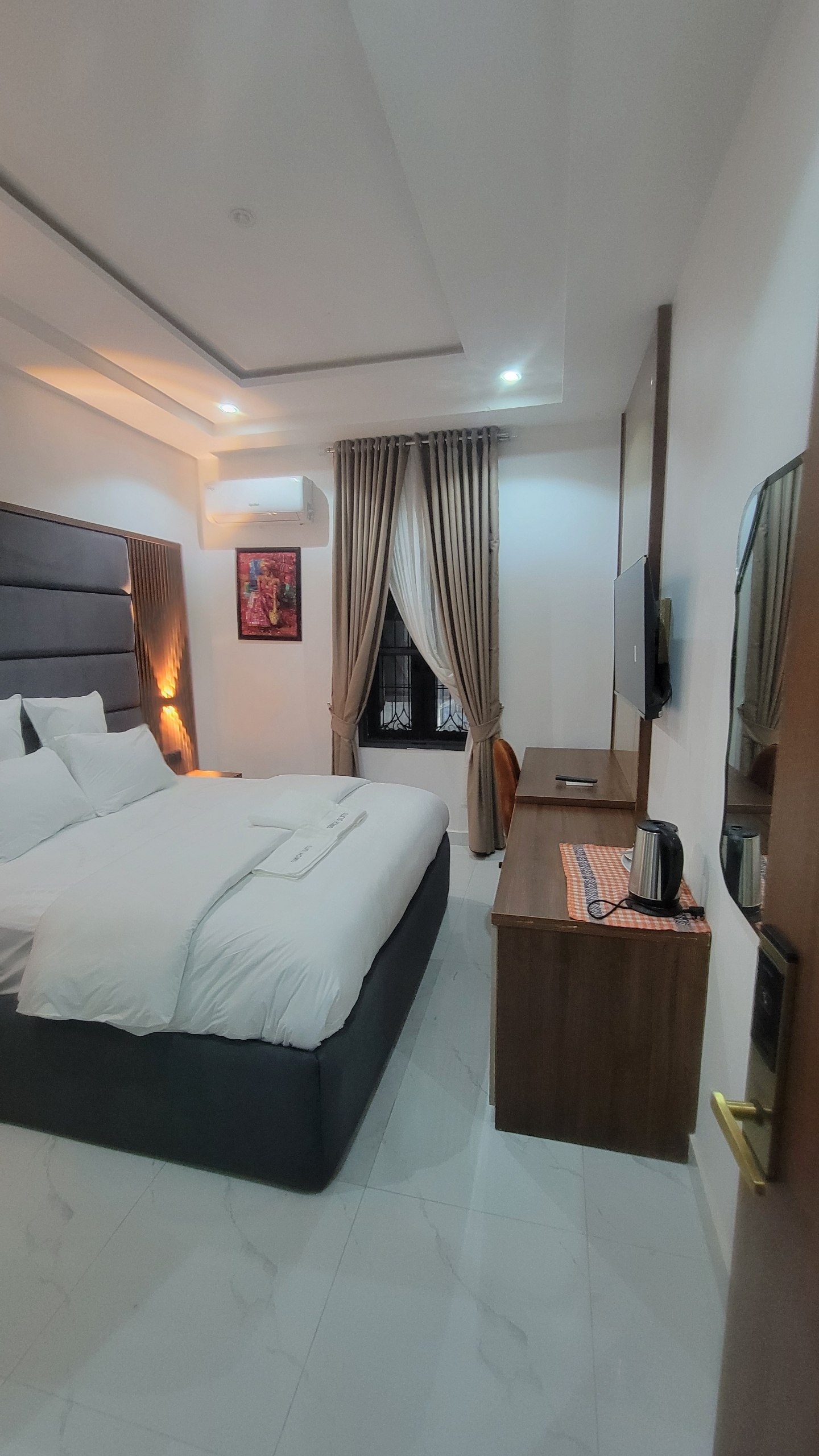 Elite Suite